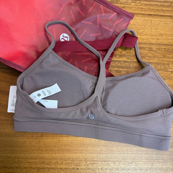 New Lululemon Flow Y Bra Nulu Light Support size 10 - Picture 5 of 8